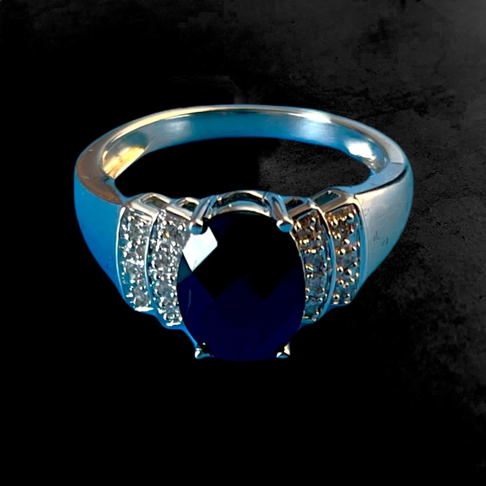 Solid 10kt White Gold, Onyx & Diamond Ring